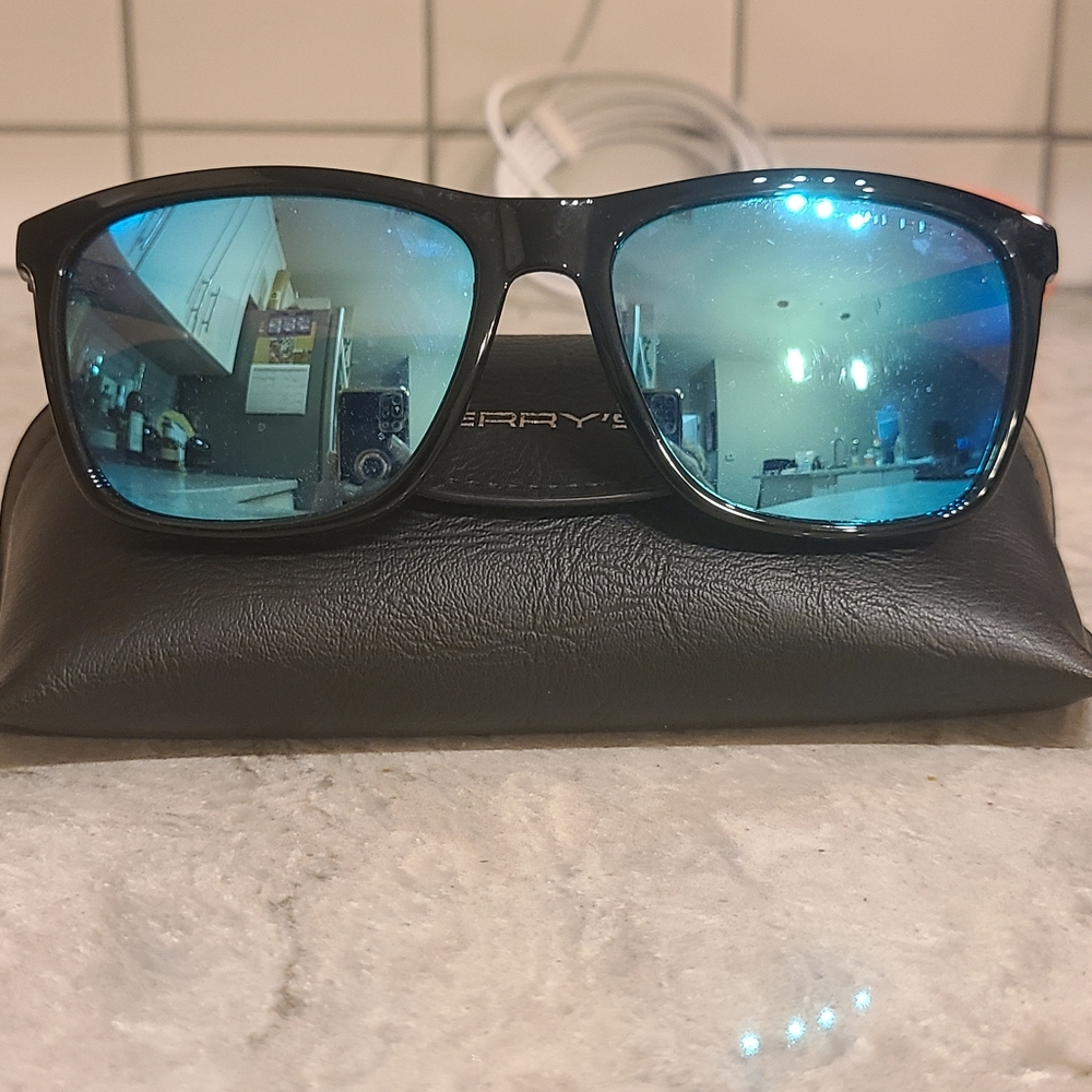 Merrys Retro Aluminum Polarized Sunglasses